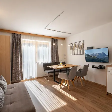 Luxner 아파트