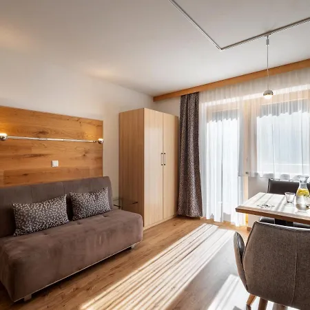 Luxner Апартаменти